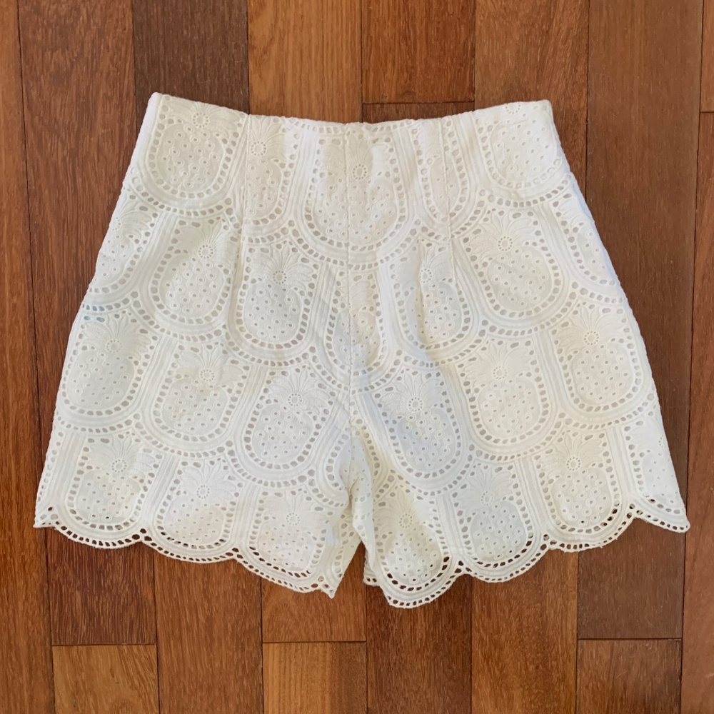 J McLaughlin White Eyelet Lace Brady Shorts 0 - Picture 5 of 7